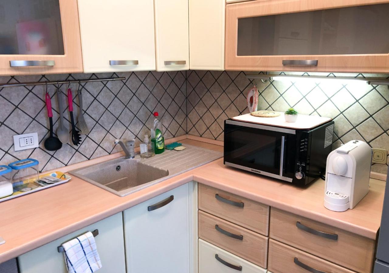 Ferienwohnung Confortevole Bilocale A Pochi Minuti Dal Centro Mailand Exterior foto